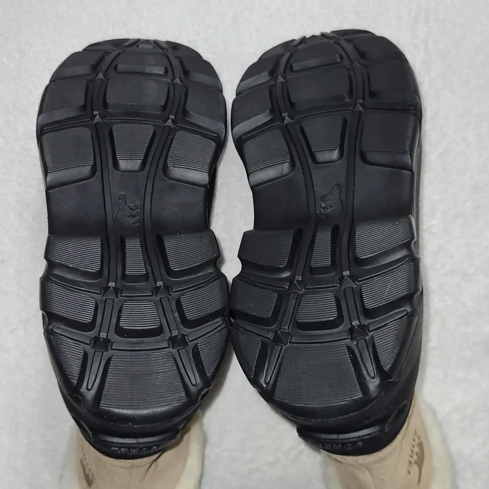 Sorel Snow Angel Lace-Up Waterproof Boots Size 8 and 7 - Picture 7 of 9